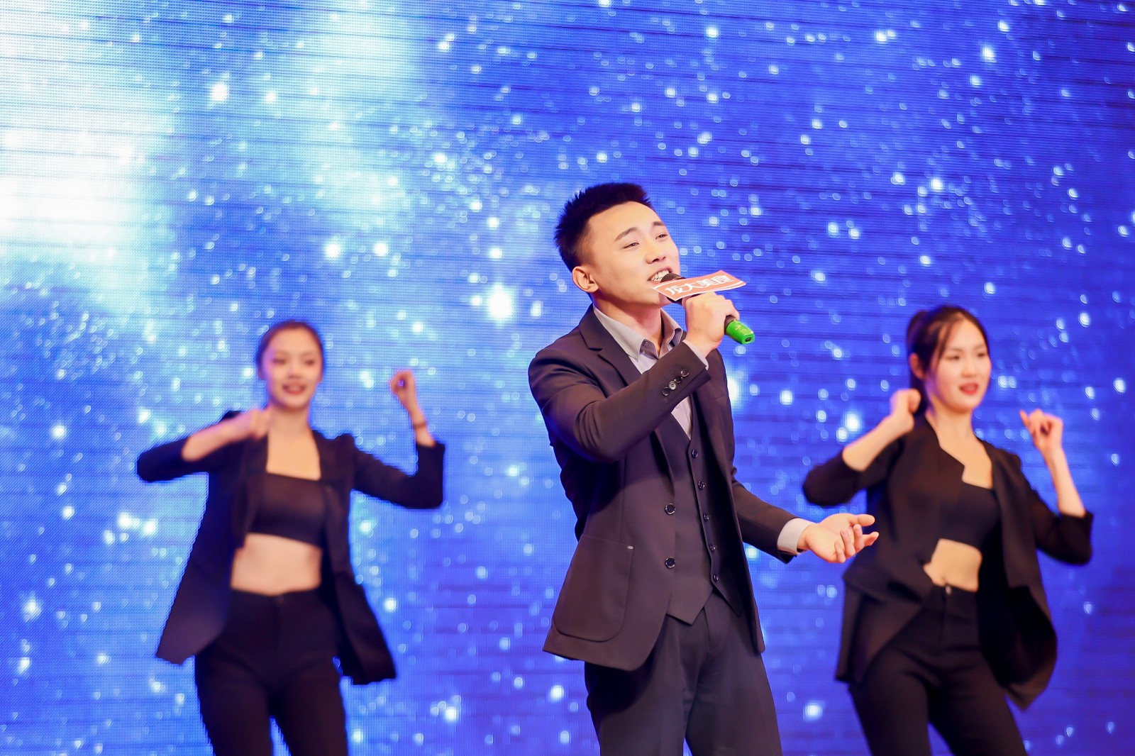 SHIB9199.jpg 天辰娱乐最新官网版权信息与企业资质认证中心